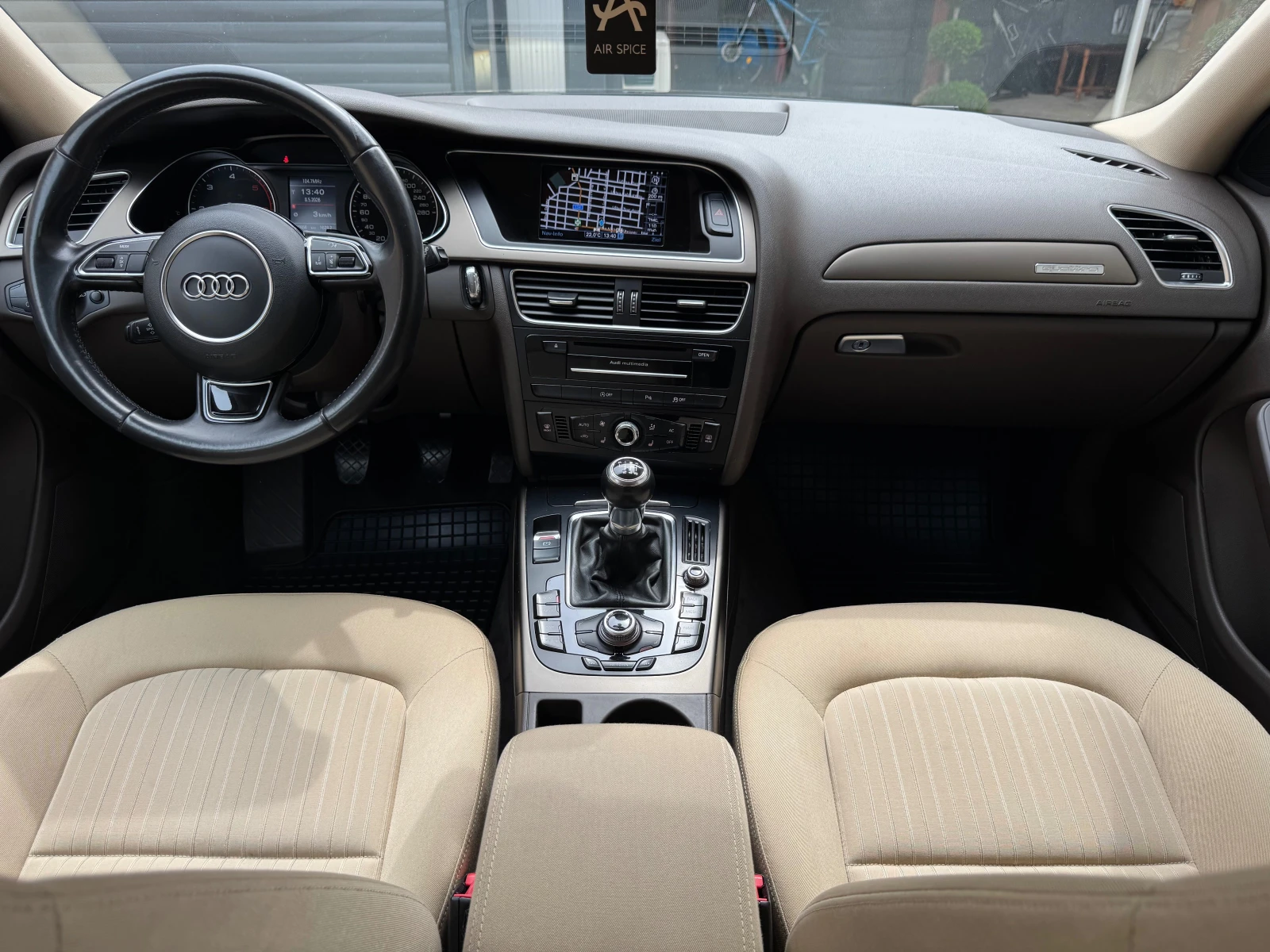 Audi A4 2.0TDi-Quattro, снимка 9 - Автомобили и джипове - 54478242