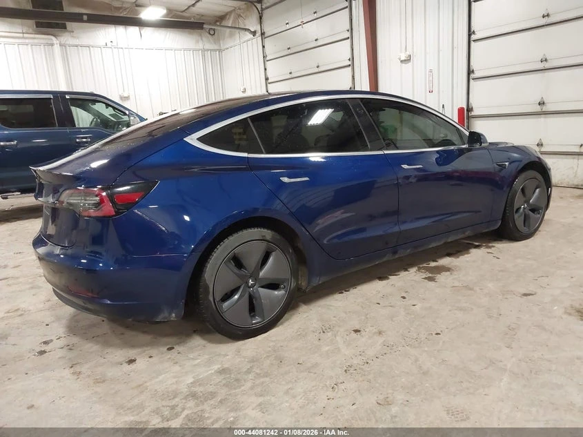 Tesla Model 3 Long Range/Mid Range | Mobile.bg � ����������� 4