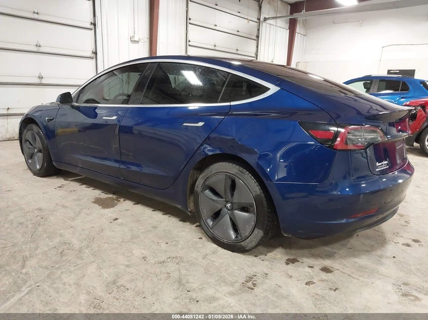 Tesla Model 3 Long Range/Mid Range | Mobile.bg � ����������� 3