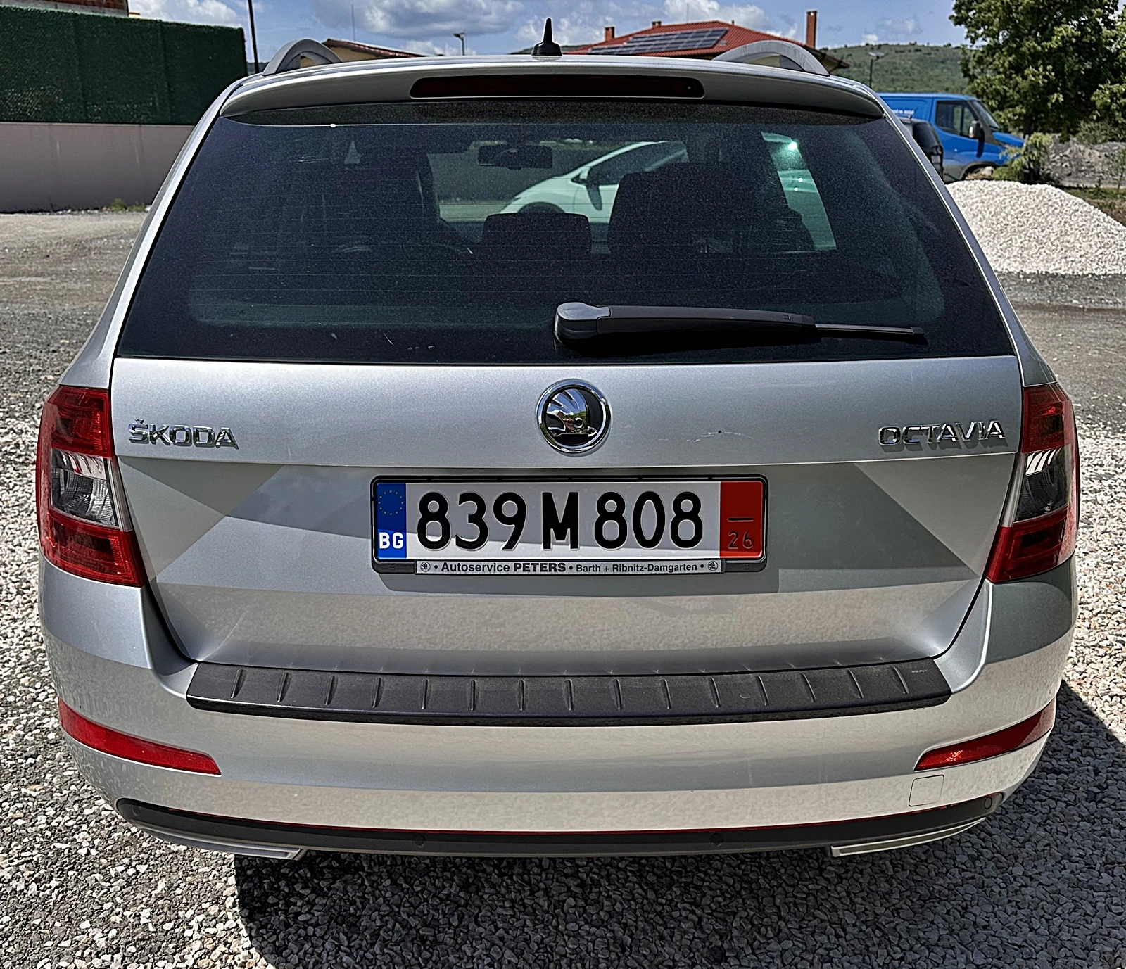 Skoda Octavia 1.6TDI AUTOMATIC, снимка 6 - Автомобили и джипове - 54672628