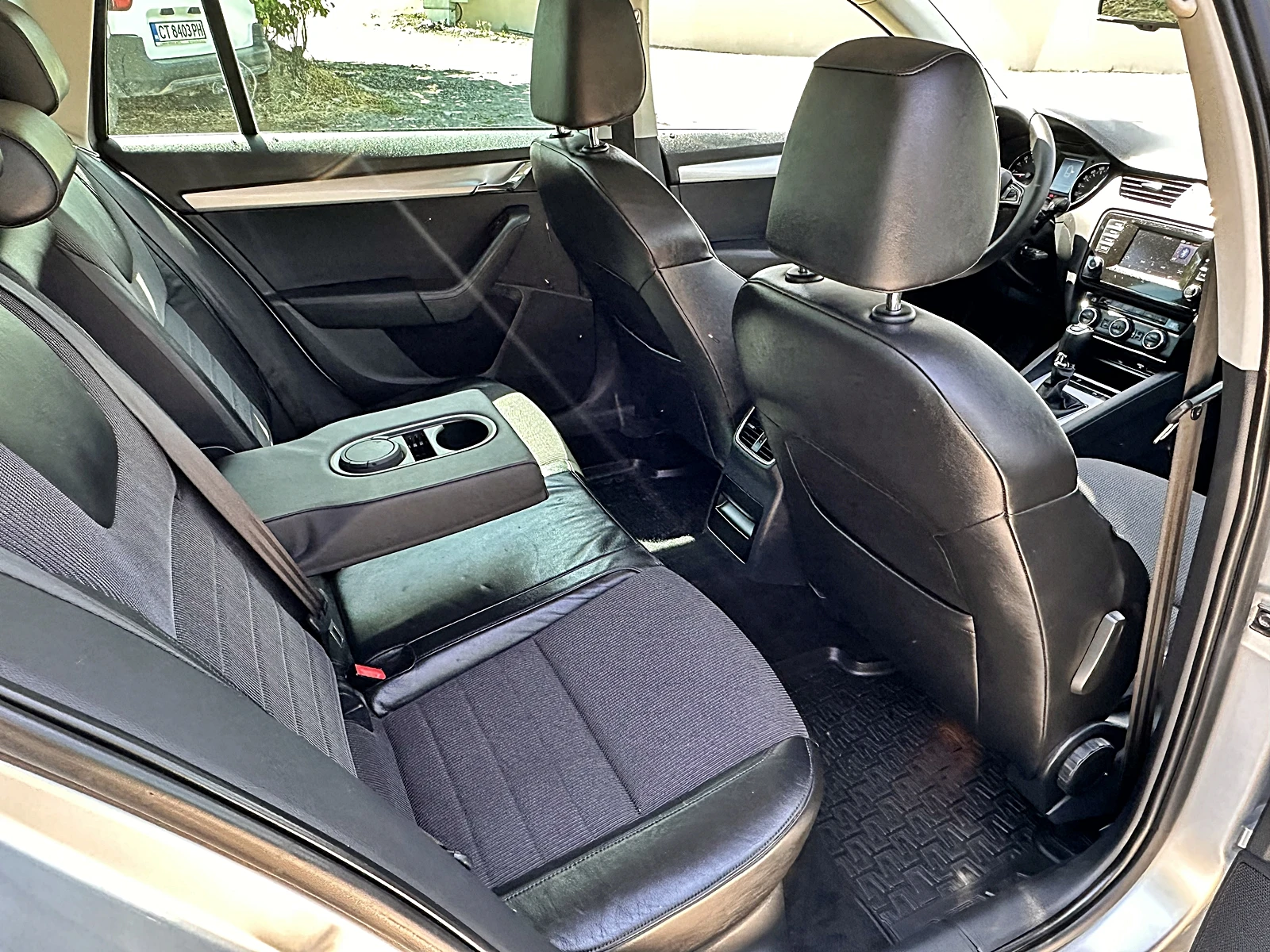 Skoda Octavia 1.6TDI AUTOMATIC, снимка 11 - Автомобили и джипове - 54672628