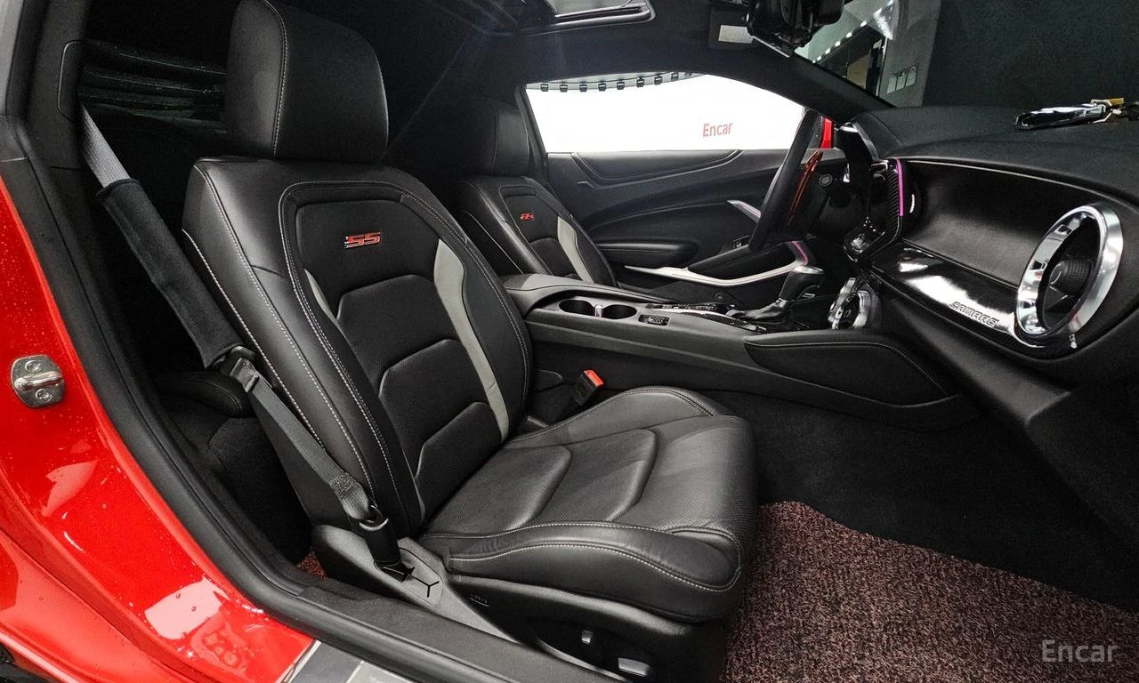 Chevrolet Camaro 6.2 SS V8* BOSE* HEAD-UP* ГЕНЕРАЦИЯ* CARBON* , снимка 9 - Автомобили и джипове - 54761943