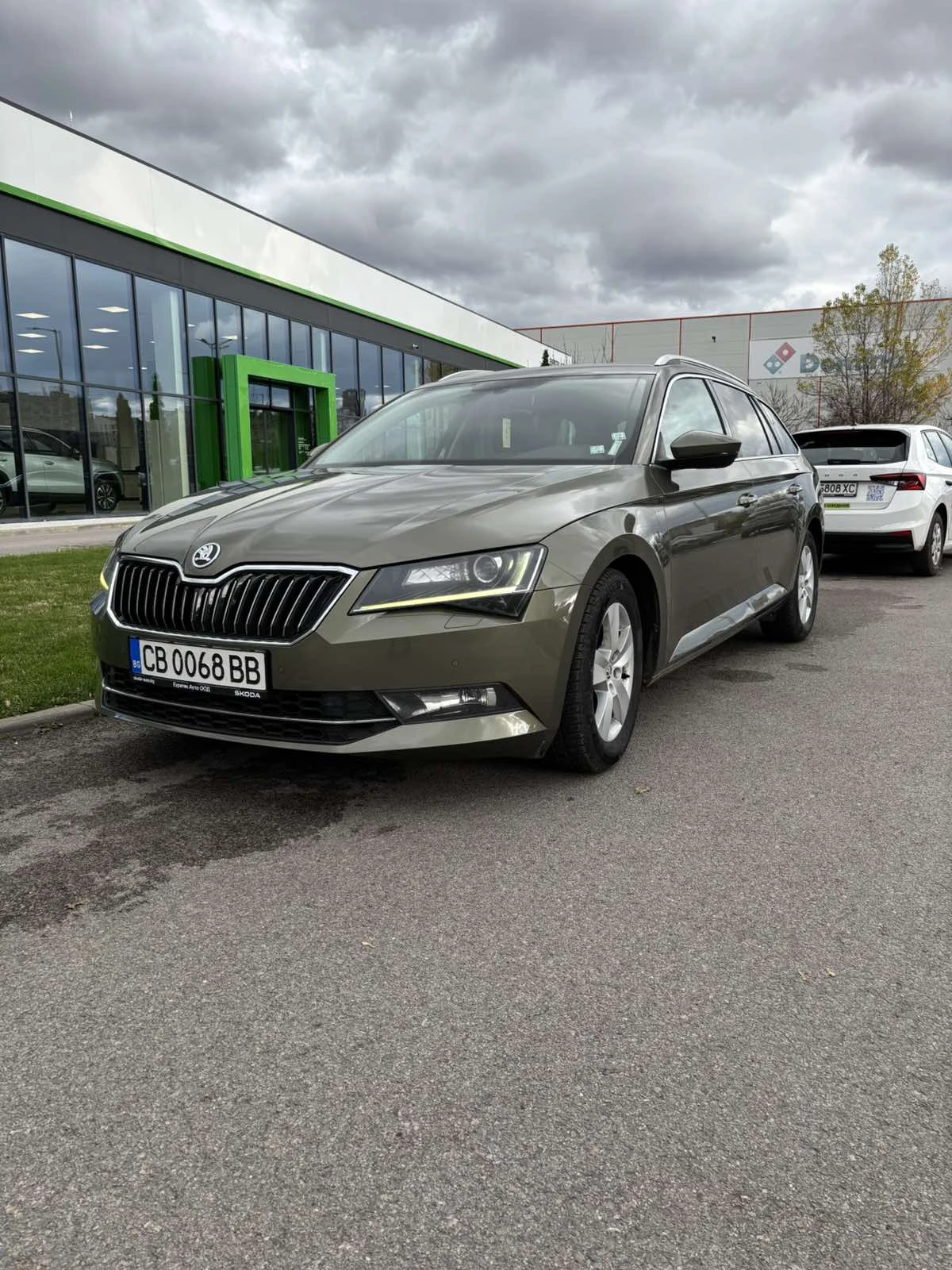 Skoda Superb Еуратек Ауто, снимка 2 - Автомобили и джипове - 55129614