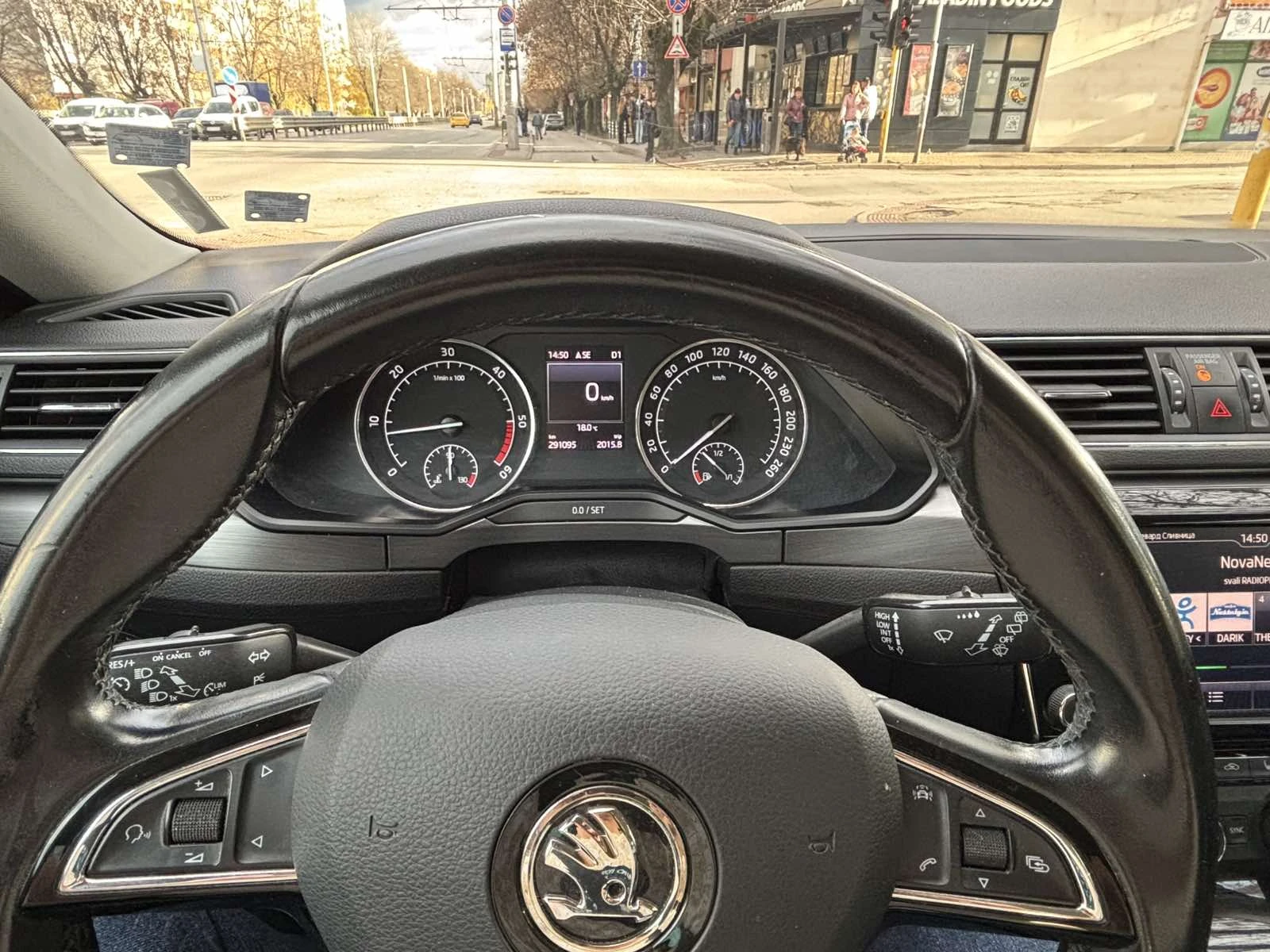 Skoda Superb Еуратек Ауто, снимка 11 - Автомобили и джипове - 55129614