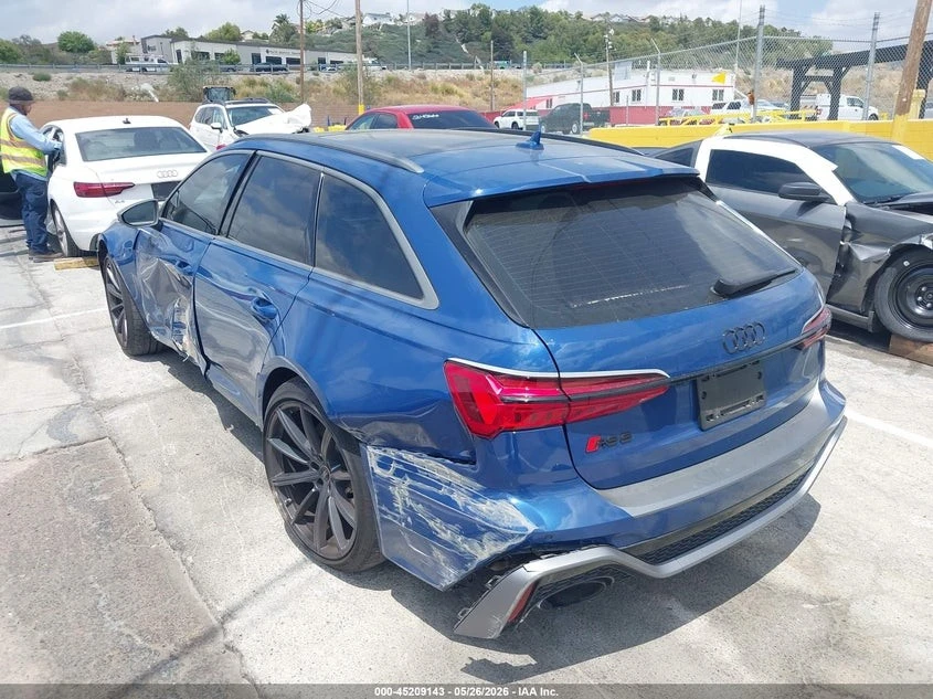 Audi Rs6 PERFORMANCE Автокредит Цена до България, снимка 4 - Автомобили и джипове - 55132499