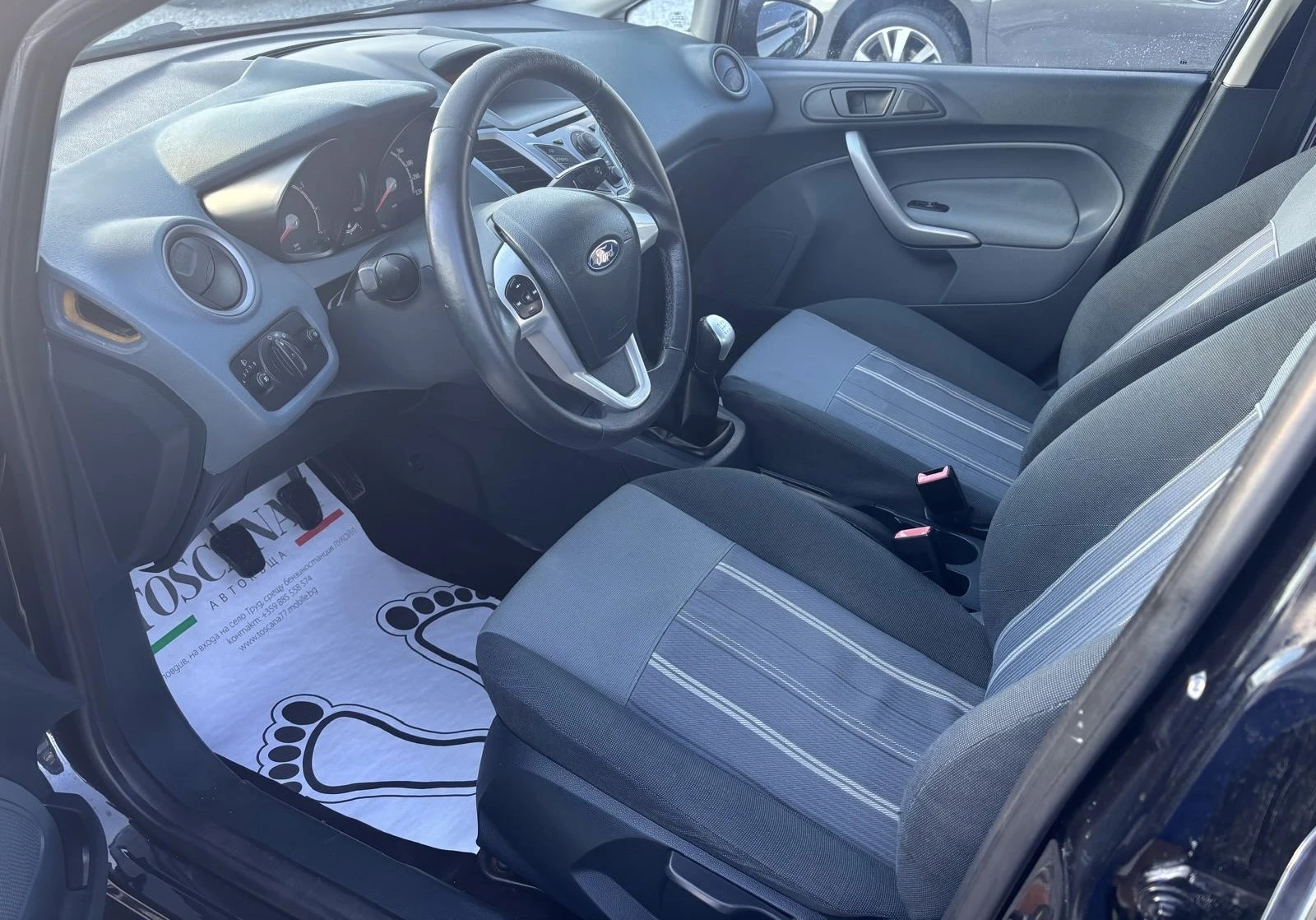 Ford Fiesta 1.2i* 82к.c* Euro 5* Лизинг, снимка 5 - Автомобили и джипове - 55953022