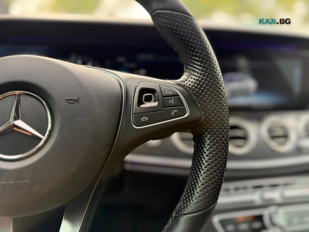 Mercedes-Benz E 400 4MATIC * Burmester * АвтоКредит (ЦЕНА ДО БГ), снимка 12 - Автомобили и джипове - 56135037