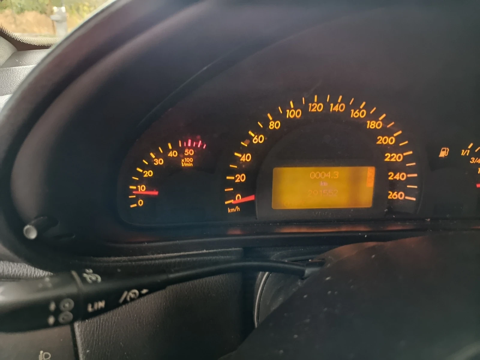 Mercedes-Benz C 200, снимка 11 - Автомобили и джипове - 56554524