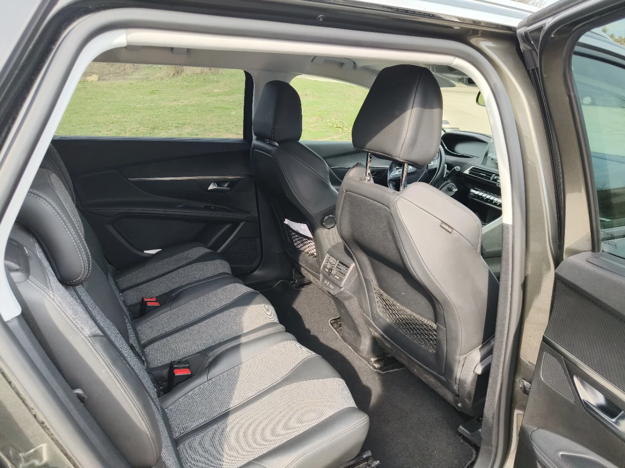 Peugeot 5008, снимка 10 - Автомобили и джипове - 56660019