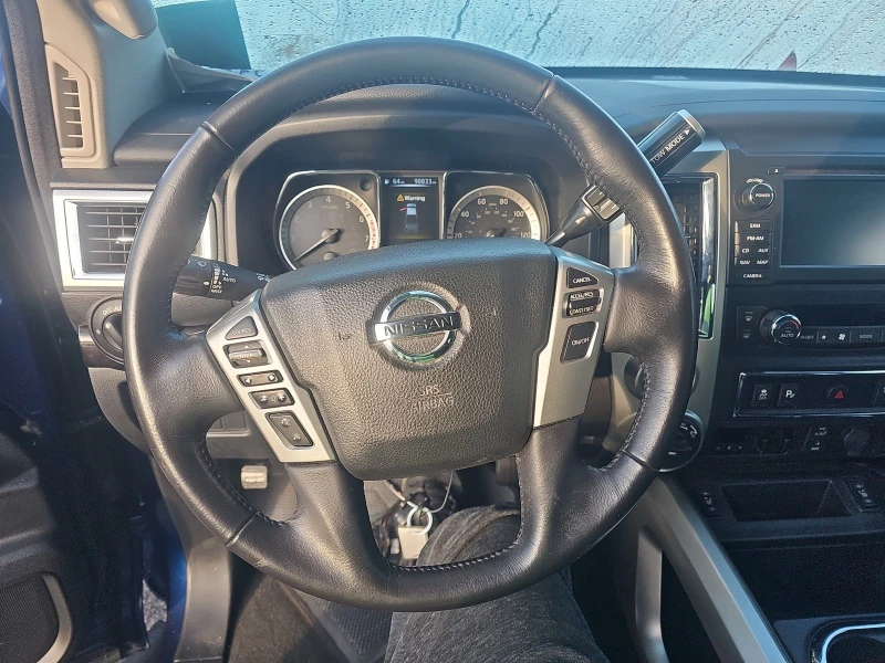 Nissan Titan crew cab SV Extra Short Bed V8, снимка 9 - Автомобили и джипове - 48044276