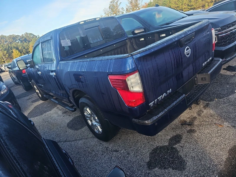 Nissan Titan crew cab SV Extra Short Bed V8, снимка 4 - Автомобили и джипове - 48044276