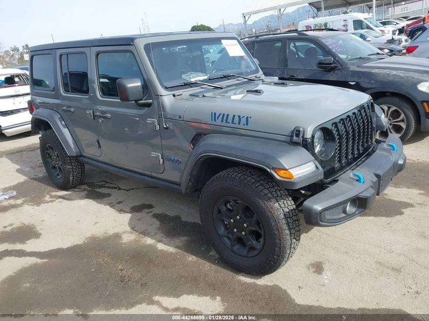 Jeep Wrangler 4Xe 4X4 * КРАЙНА ЦЕНА* 