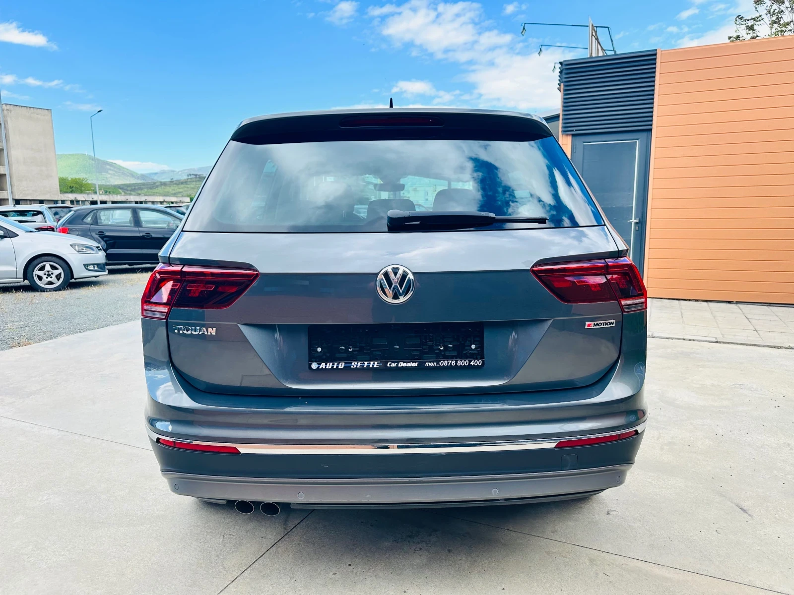 VW Tiguan 2.0TDI/4x4/Distronic/LED, снимка 6 - Автомобили и джипове - 54547556