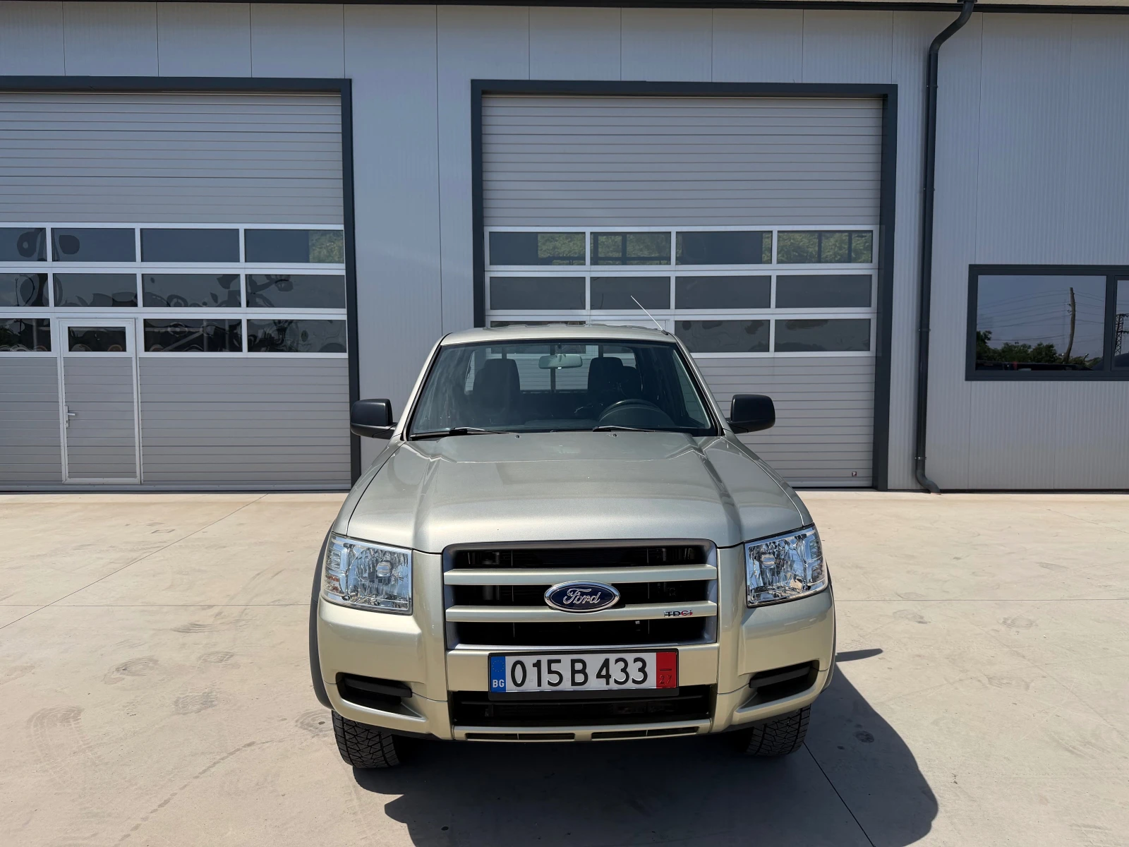 Ford Ranger 2.5TDI климатик, снимка 2 - Автомобили и джипове - 54668413