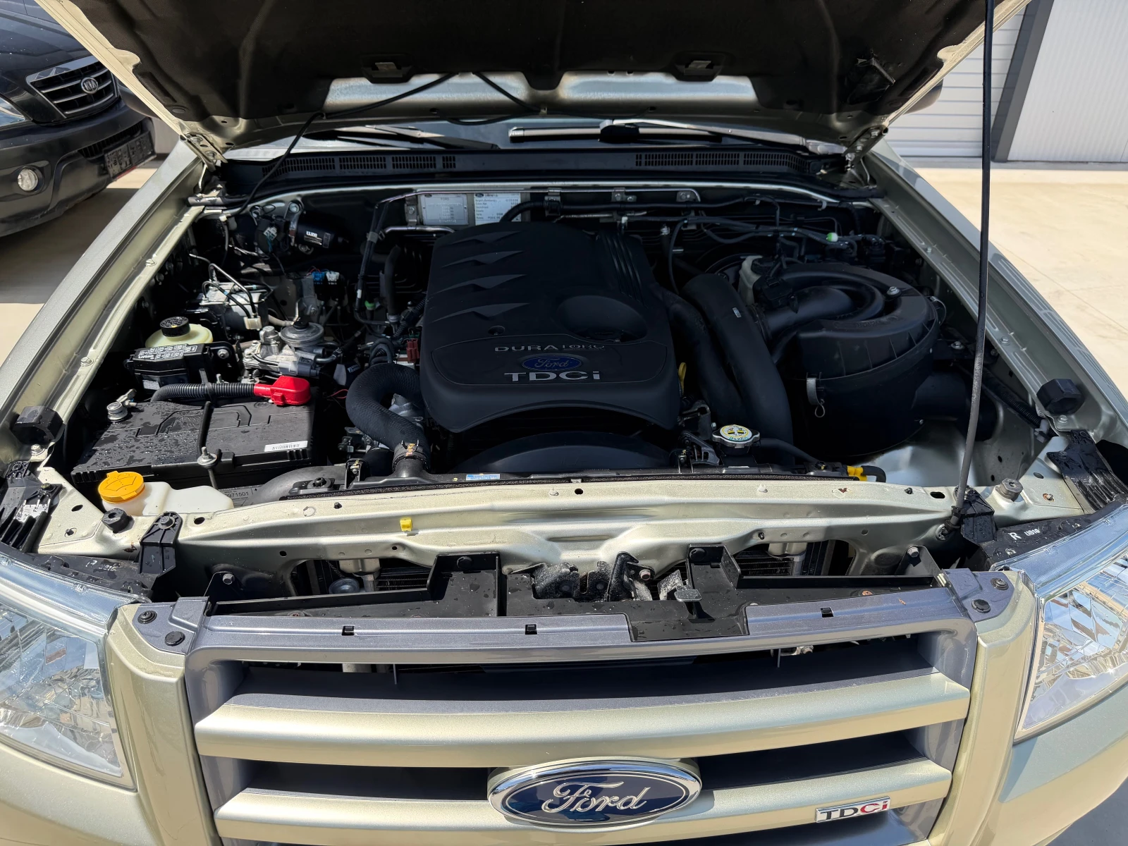 Ford Ranger 2.5TDI климатик, снимка 15 - Автомобили и джипове - 54668413