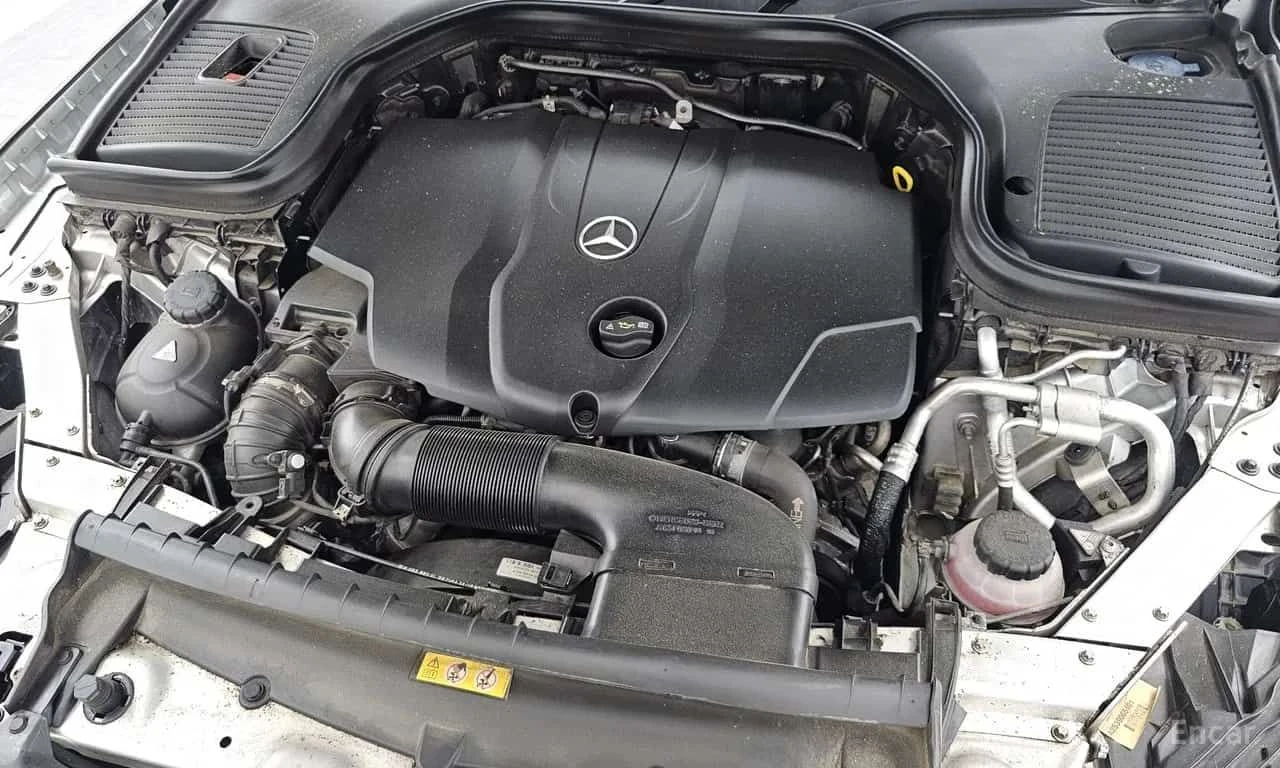 Mercedes-Benz GLC 4MATIC Premium | АВТОФИНАНСИРАНЕ, снимка 6 - Автомобили и джипове - 55694759