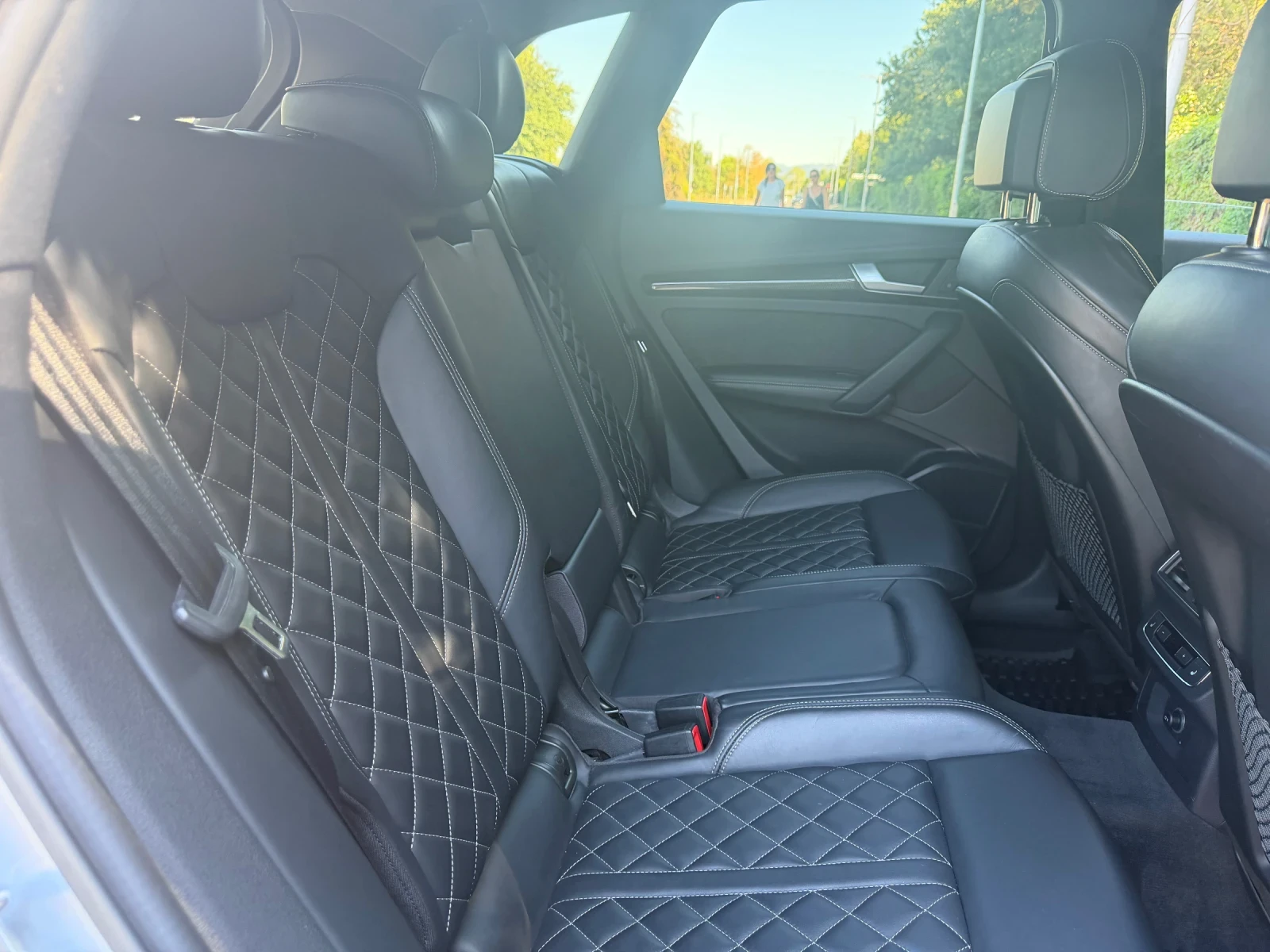 Audi SQ5, снимка 9 - Автомобили и джипове - 56012323