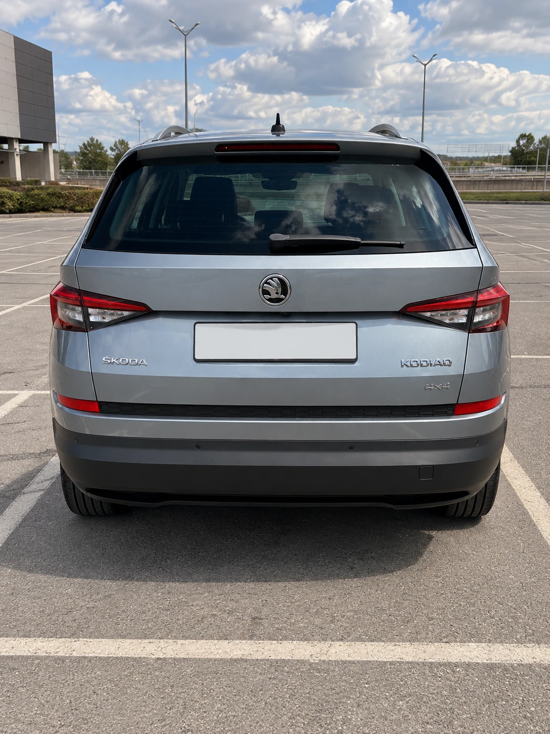 Skoda Kodiaq 2.0 TDI 4x4 DSG 190 k.c., снимка 5 - Автомобили и джипове - 56208831