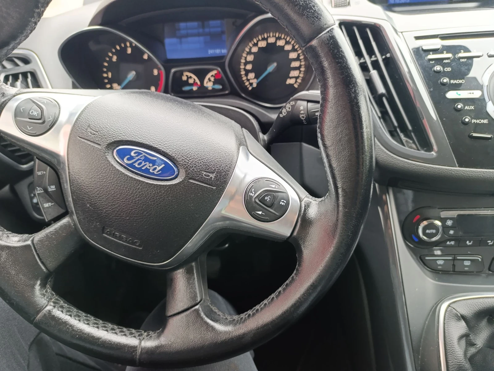 Ford Kuga TITANIUM 4X4, снимка 10 - Автомобили и джипове - 56264983