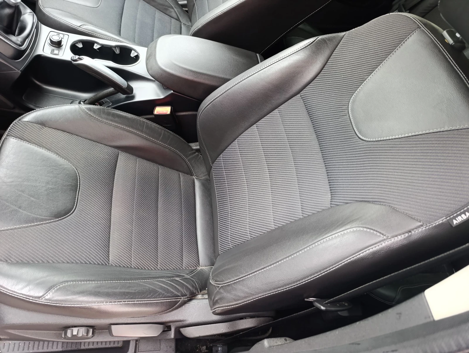 Ford Kuga TITANIUM 4X4, снимка 17 - Автомобили и джипове - 56264983