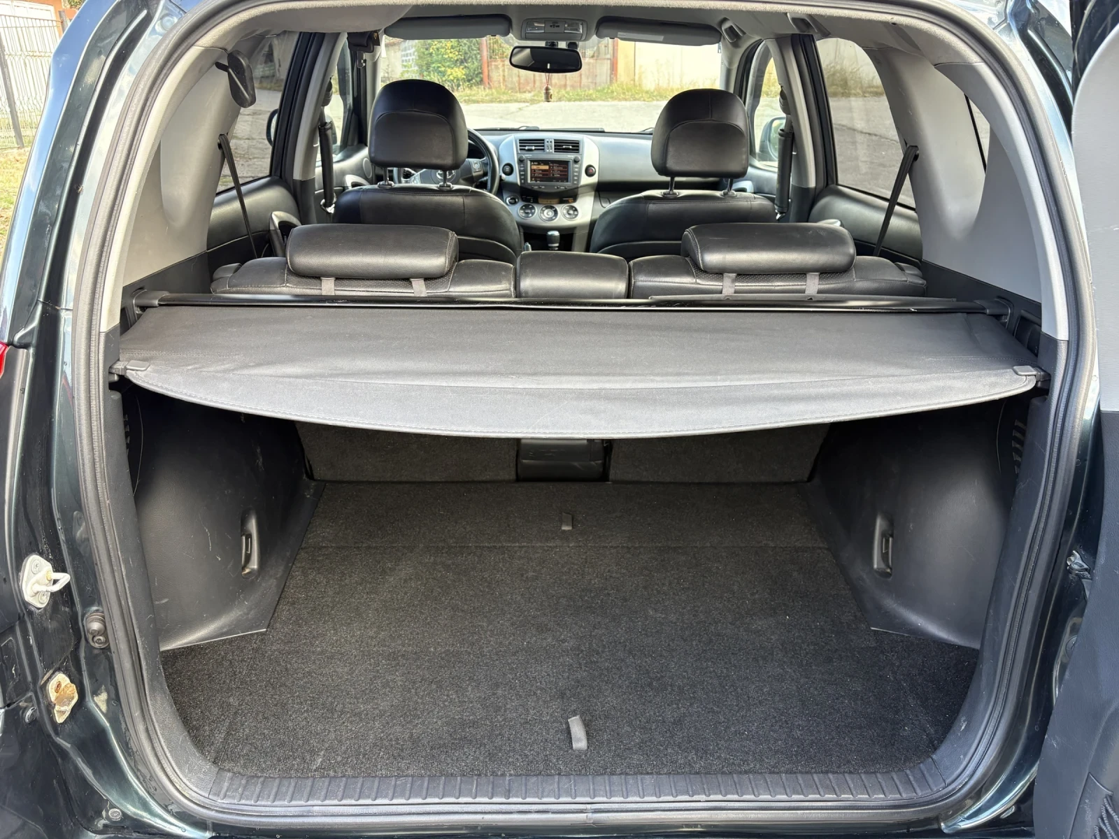 Toyota Rav4, снимка 14 - Автомобили и джипове - 56657117