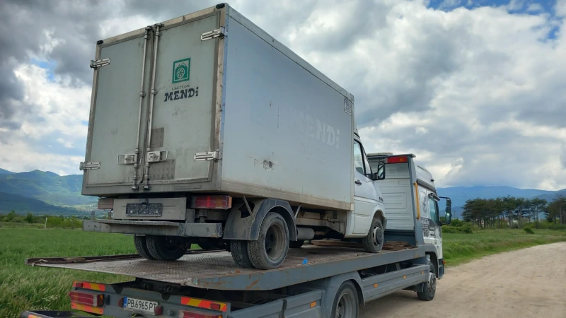 Mercedes-Benz Sprinter 413 Хладилен фургон , снимка 17 - Бусове и автобуси - 17900652