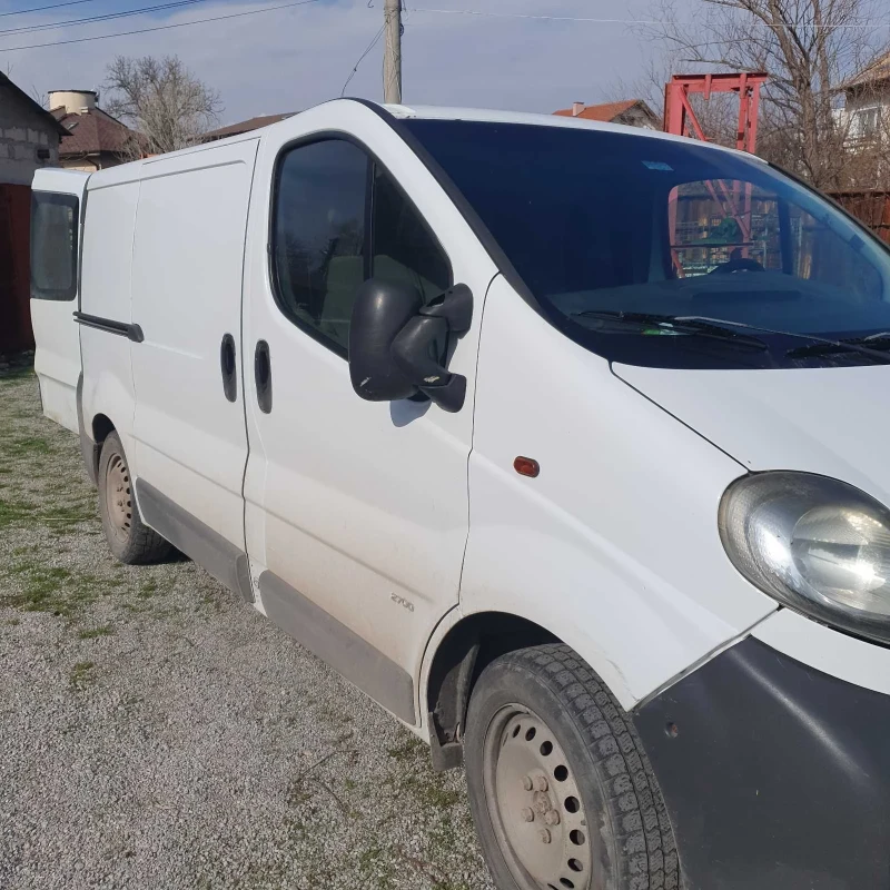 Opel Vivaro, снимка 2 - Бусове и автобуси - 49261992