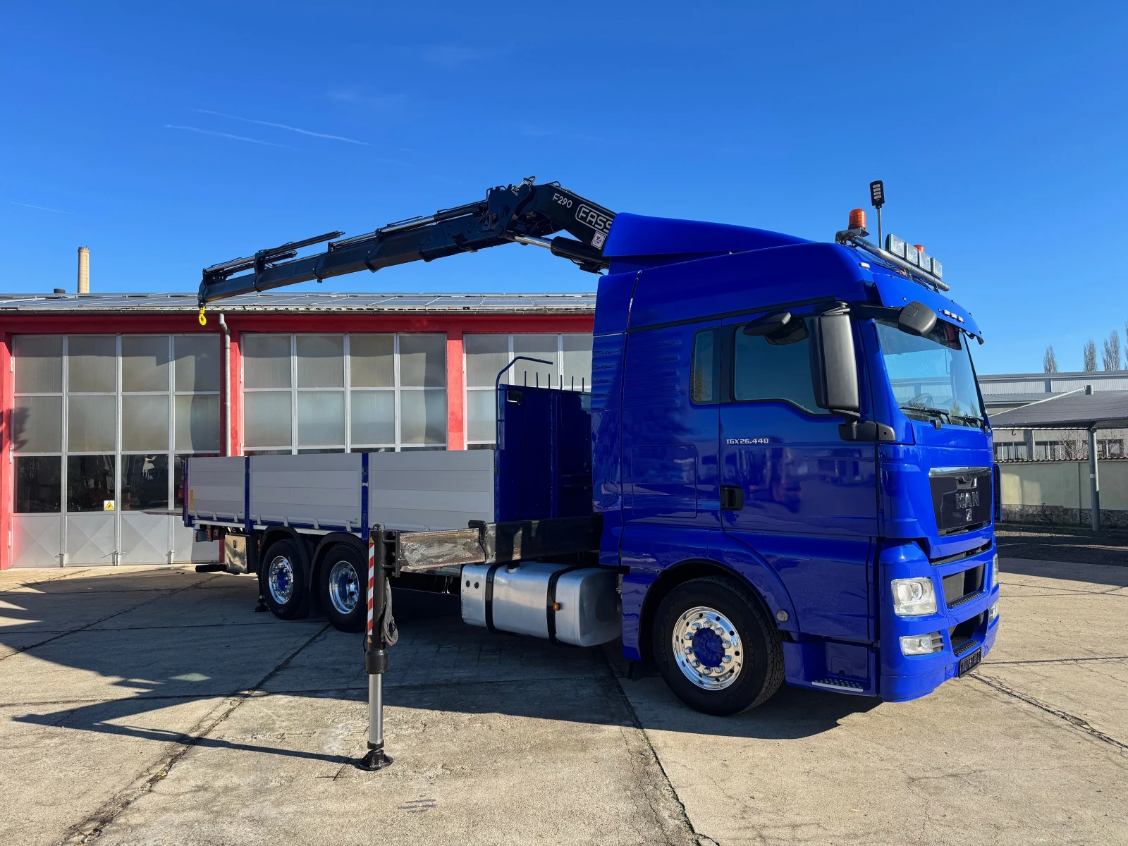 Man Tgx 26.440 FASSI 290A.26 - изображение 10