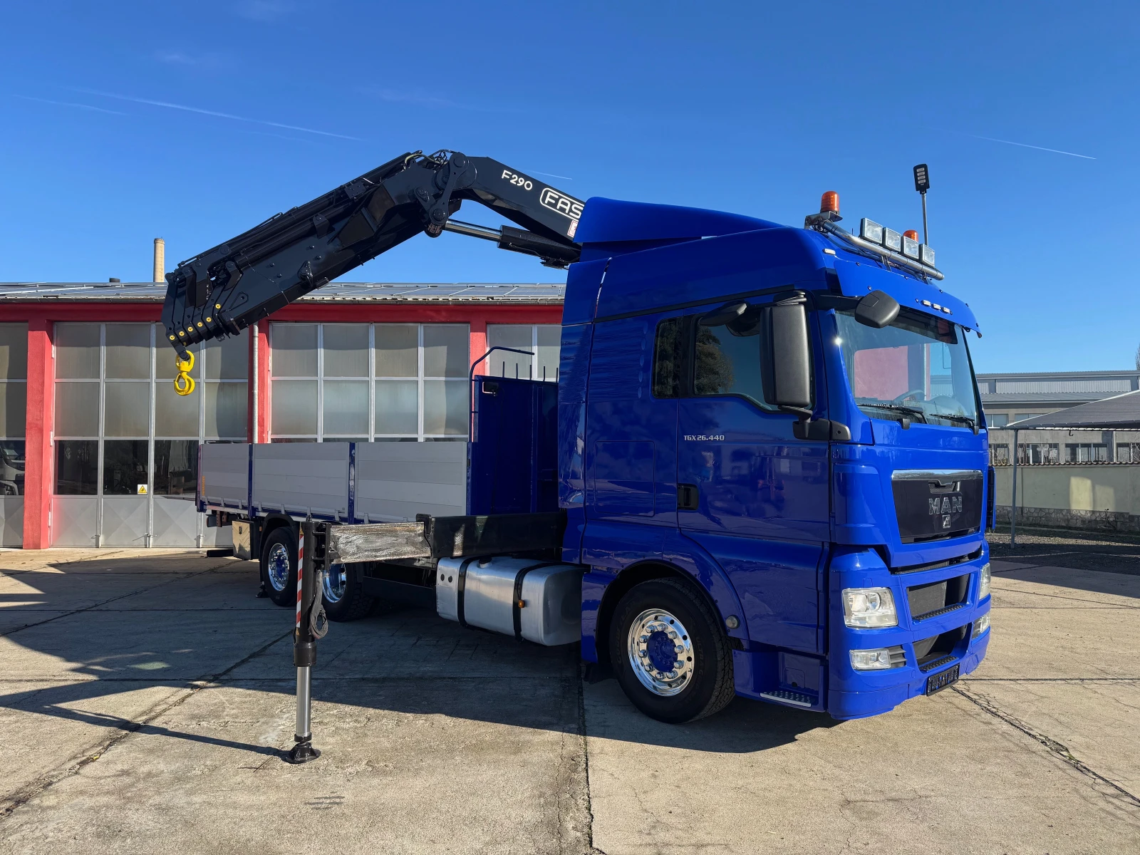 Man Tgx 26.440 FASSI 290A.26 - изображение 7