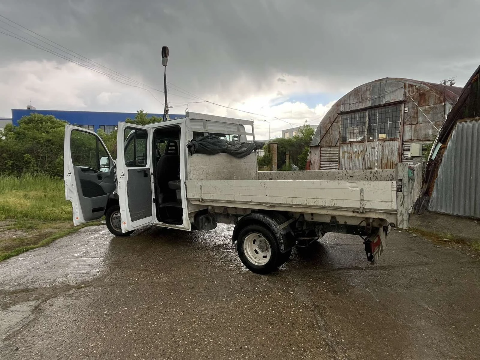 Iveco 35c18 двойна кабина, самосвал, 4 гуми задна ос, снимка 2 - Камиони - 54538083