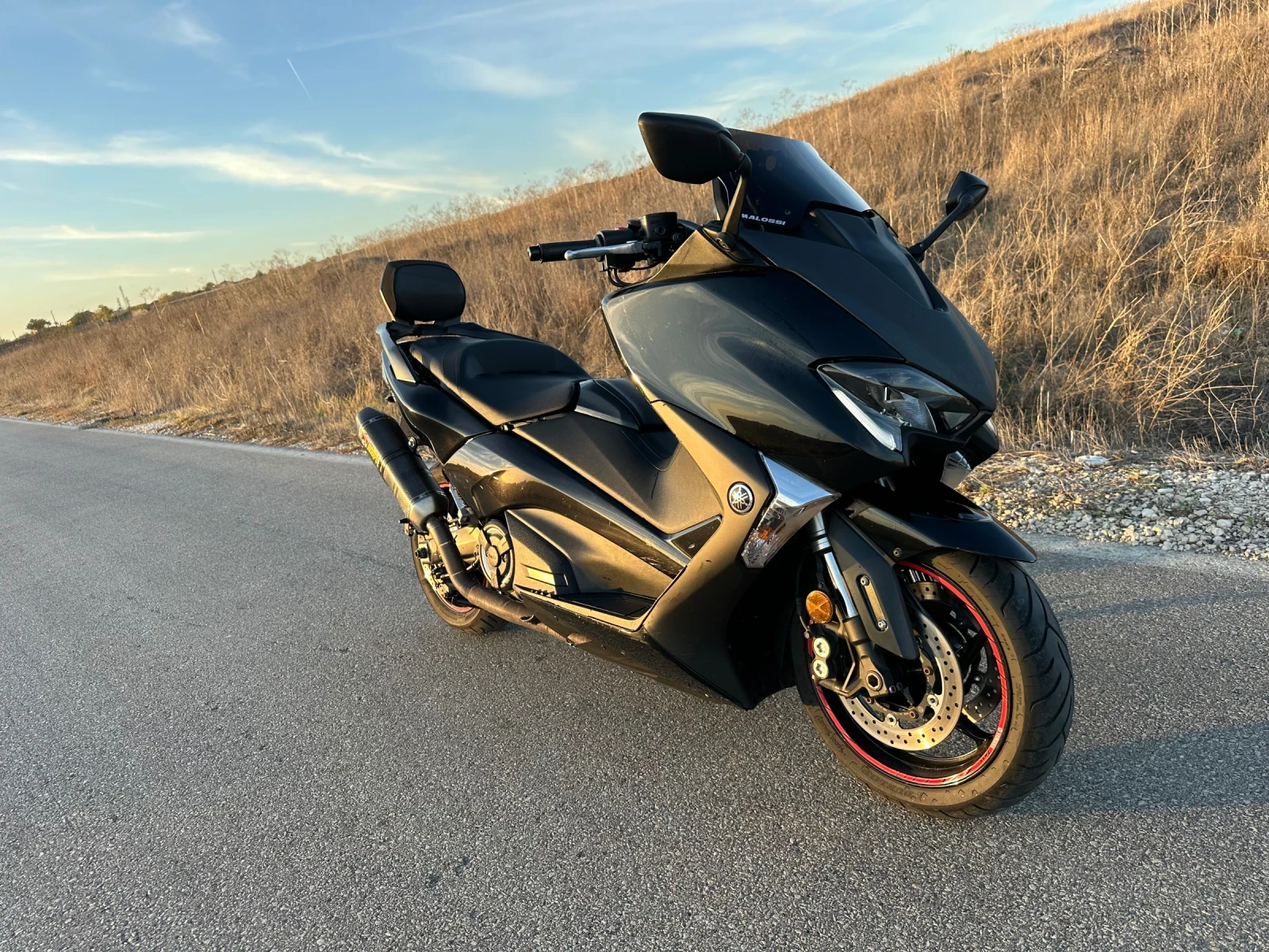 Yamaha T-max 530ie Akrapovic* * DNA* * ABS* * TCS* * LED* * KEY - изображение 2