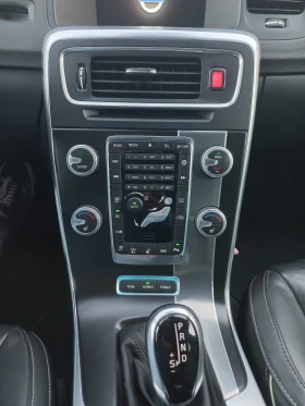 Volvo V60 D6 4x4 Plugin Hybrid RDESIGN FULL, снимка 7