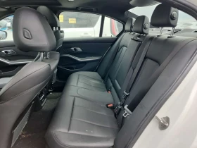 BMW 330 * XDRIVE * CARFAX * 2 КЛЮЧА * ПАНОРАМА * , снимка 12