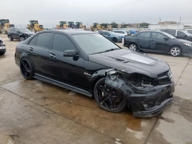 Mercedes-Benz C 63 AMG transparent hood | Mobile.bg    4