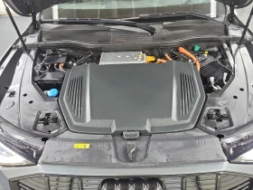 Audi E-Tron SPORTBACK* TECHNIK* AWD* CARFAX* АВТО КРЕДИТ*  - 28600 € / 55936.74 лв. - 91165065 9