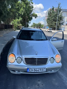 Mercedes-Benz E 320 