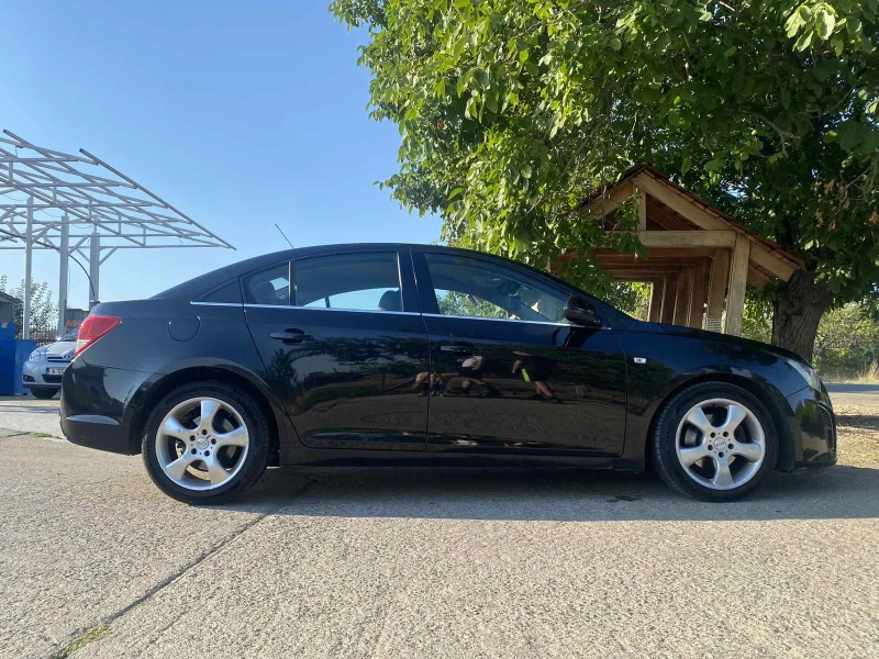 Chevrolet Cruze 2.0 CRDI, снимка 3 - Автомобили и джипове - 46920988