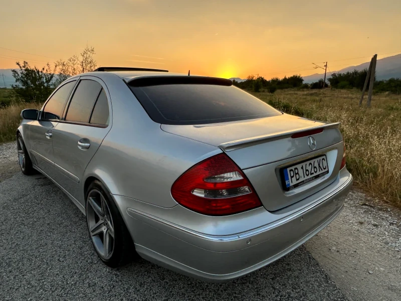 Mercedes-Benz E 320 204к.с , снимка 4 - Автомобили и джипове - 47345458