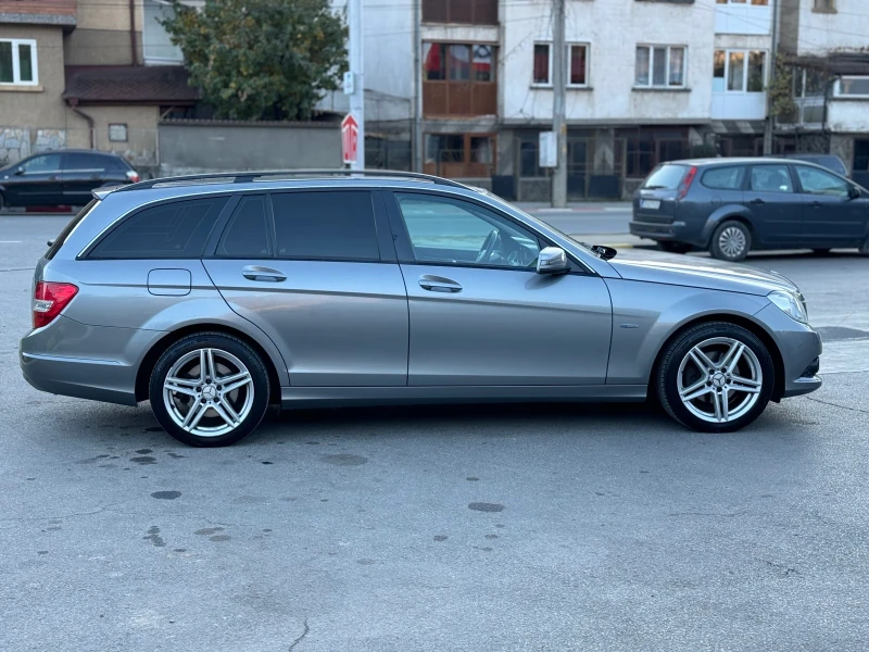 Mercedes-Benz C 220 Автоматик* Навигация* Темпомат, снимка 6 - Автомобили и джипове - 47895940