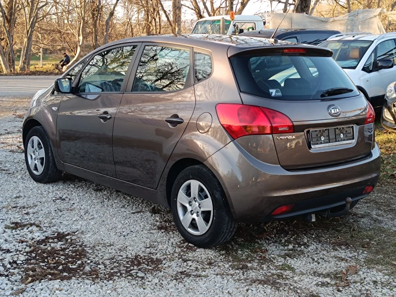 Kia Venga 1.4i//90кс., снимка 4 - Автомобили и джипове - 48090899