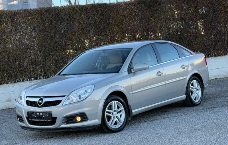 Opel Vectra 1.8i 140к.с * Климатроник* * Face-Lift* , снимка 1 - Автомобили и джипове - 48907895