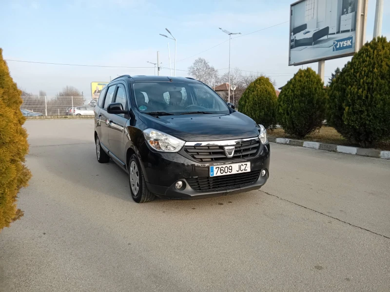 Dacia Lodgy 1, 6 ГАЗ, снимка 2 - Автомобили и джипове - 48996532