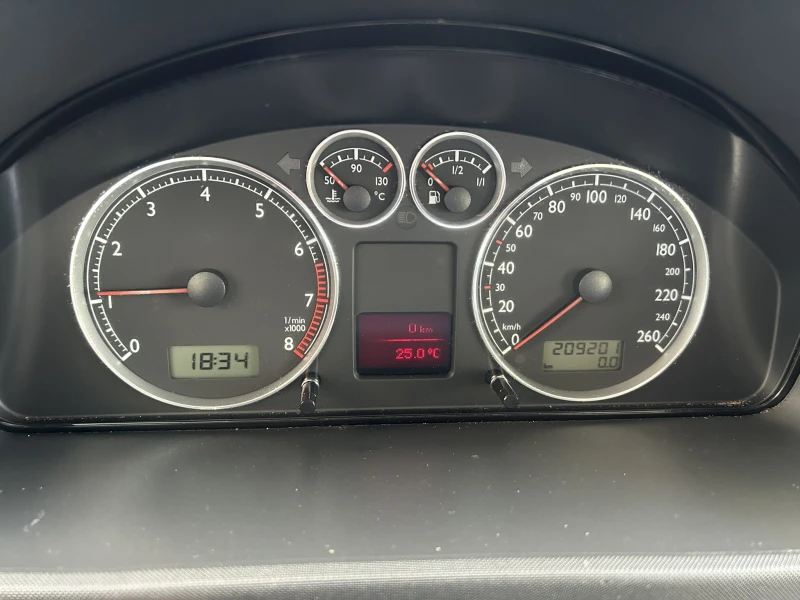 Seat Alhambra 1.8Turbo / 7 местен, снимка 16 - Автомобили и джипове - 51524013