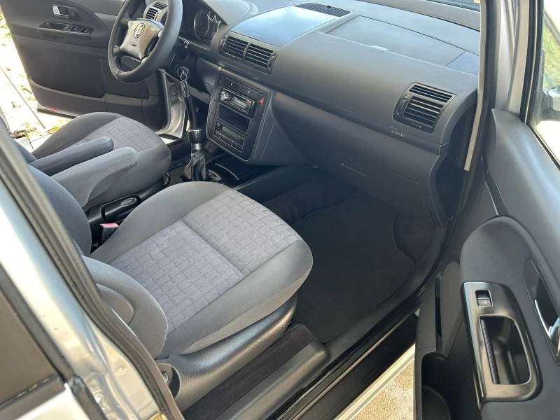 Seat Alhambra 1.8Turbo / 7 местен, снимка 12 - Автомобили и джипове - 51524013