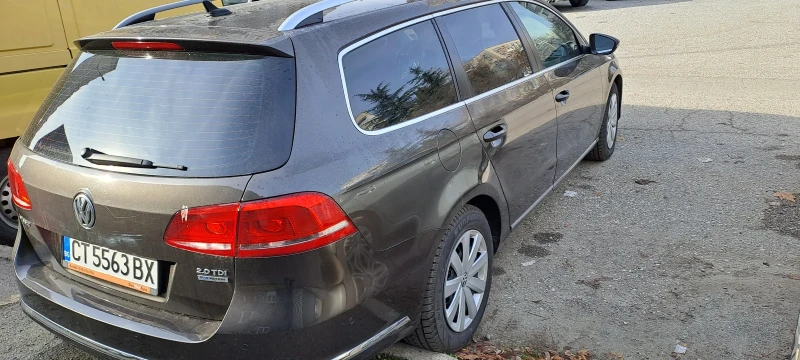 VW Passat, снимка 4 - Автомобили и джипове - 52850473