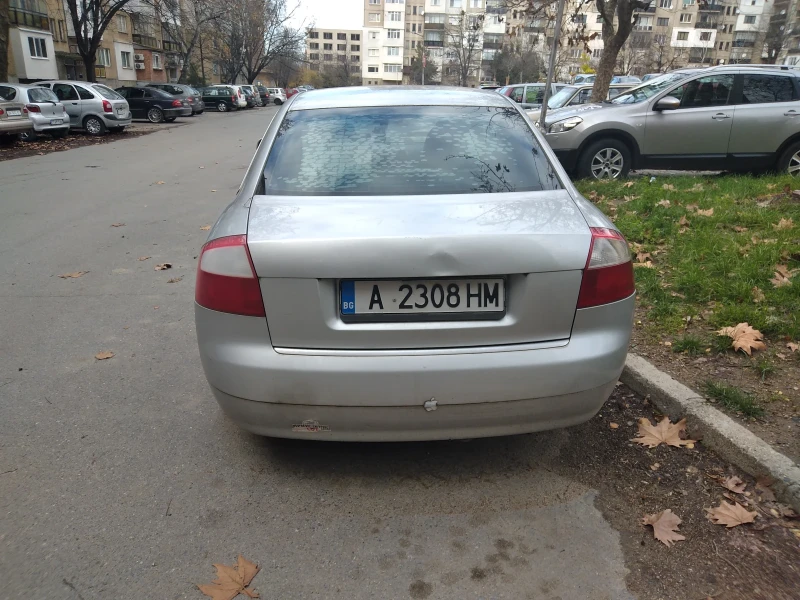 Audi A4 Дизел Климатик 2500 куб 165 к с, снимка 5 - Автомобили и джипове - 52871236