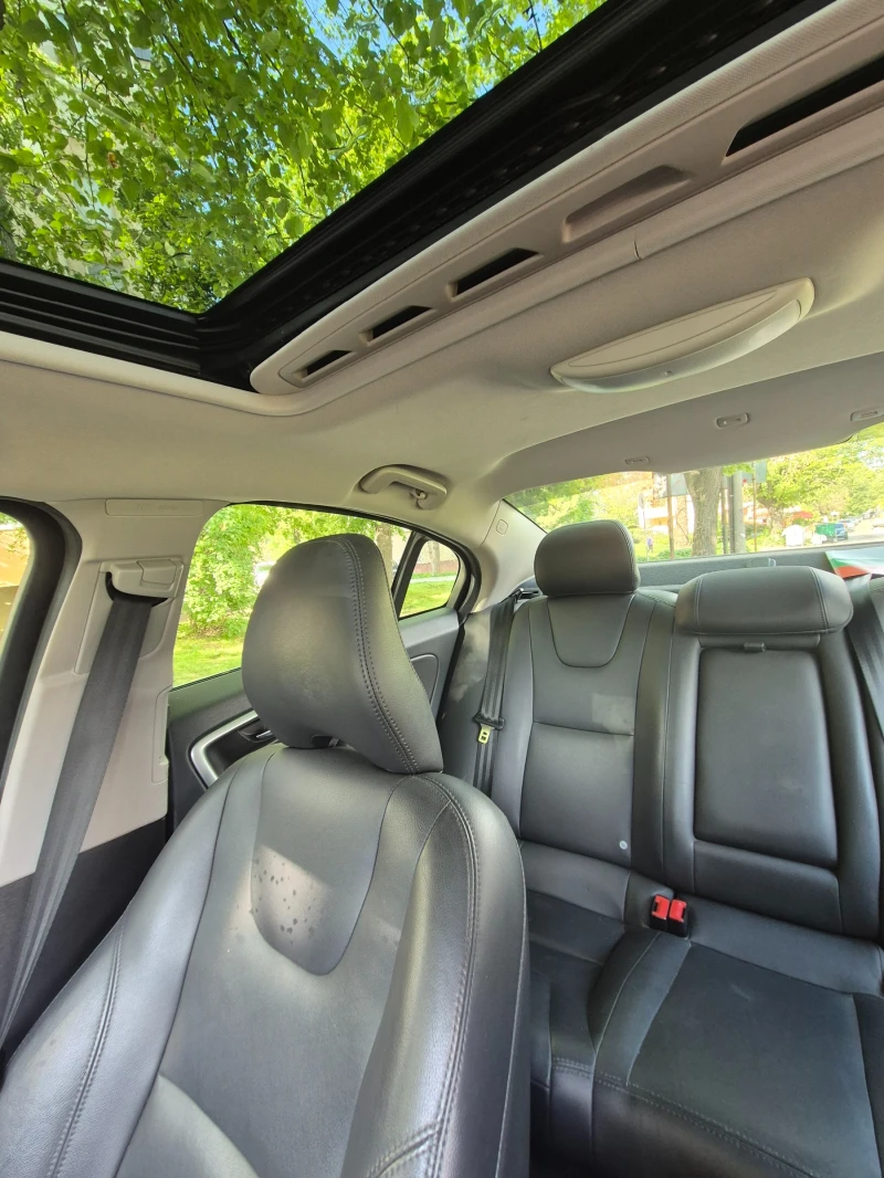 Volvo S60 Т5. 4х4.Газов инжекцион. 10 лв/100км, снимка 12 - Автомобили и джипове - 52909865