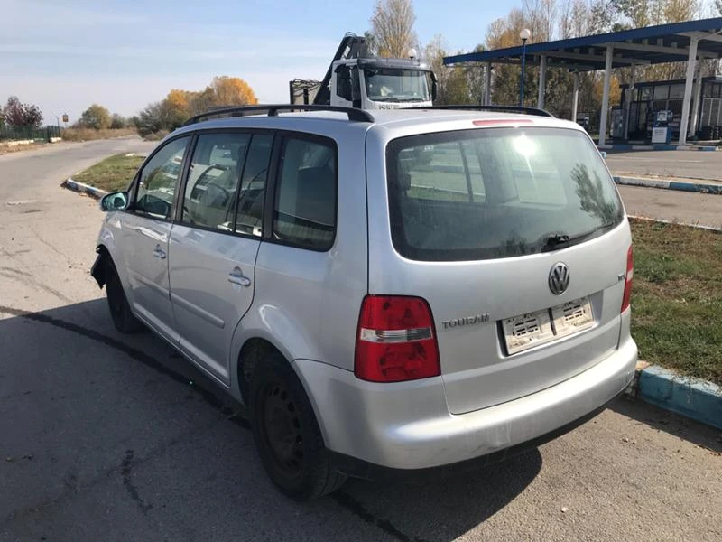 VW Touran 1.9tdi tip/AVQ, снимка 1 - Автомобили и джипове - 19636286