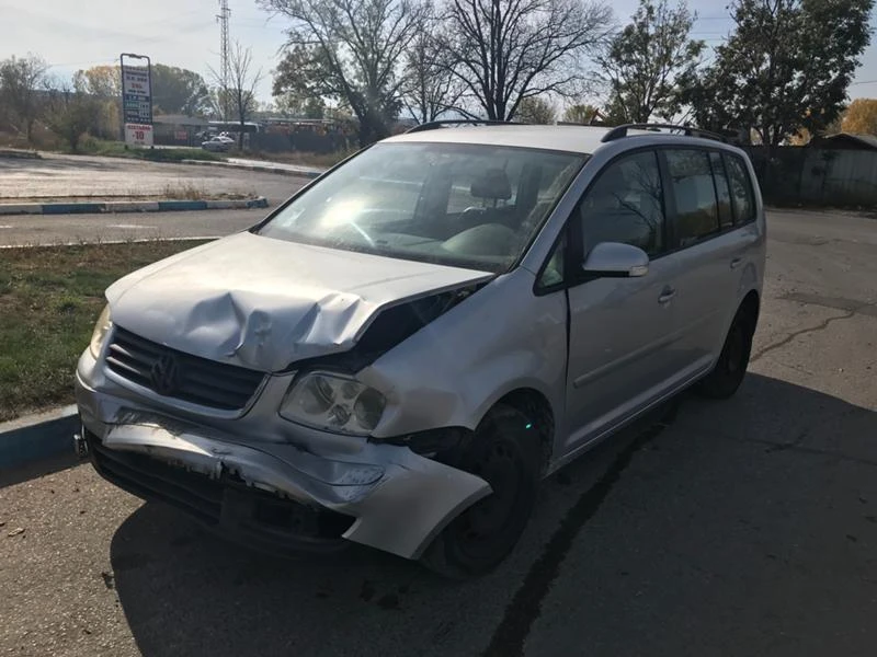 VW Touran 1.9tdi tip/AVQ, снимка 5 - Автомобили и джипове - 19636286