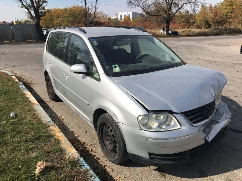 VW Touran 1.9tdi tip/AVQ, снимка 6 - Автомобили и джипове - 19636286